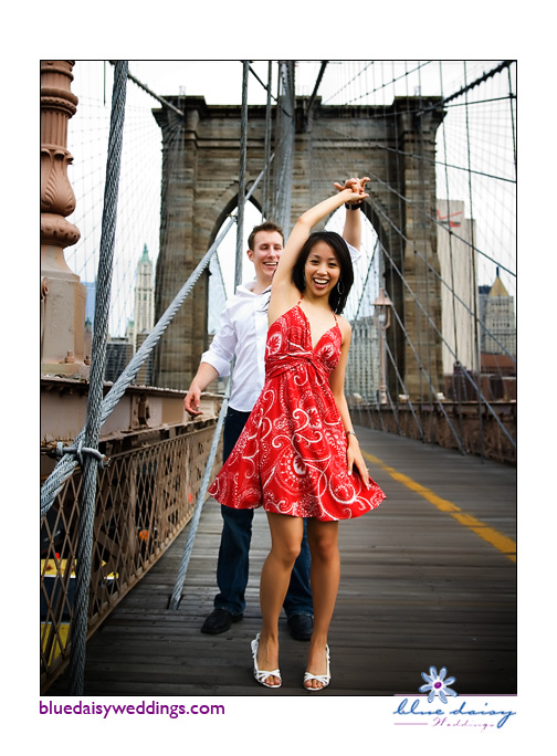 Brooklyn Bridge engagement portrait
