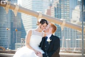 newlyweds on the Brooklyn Bridge