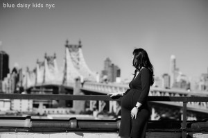 Queensboro bridge NYC maternity portrait
